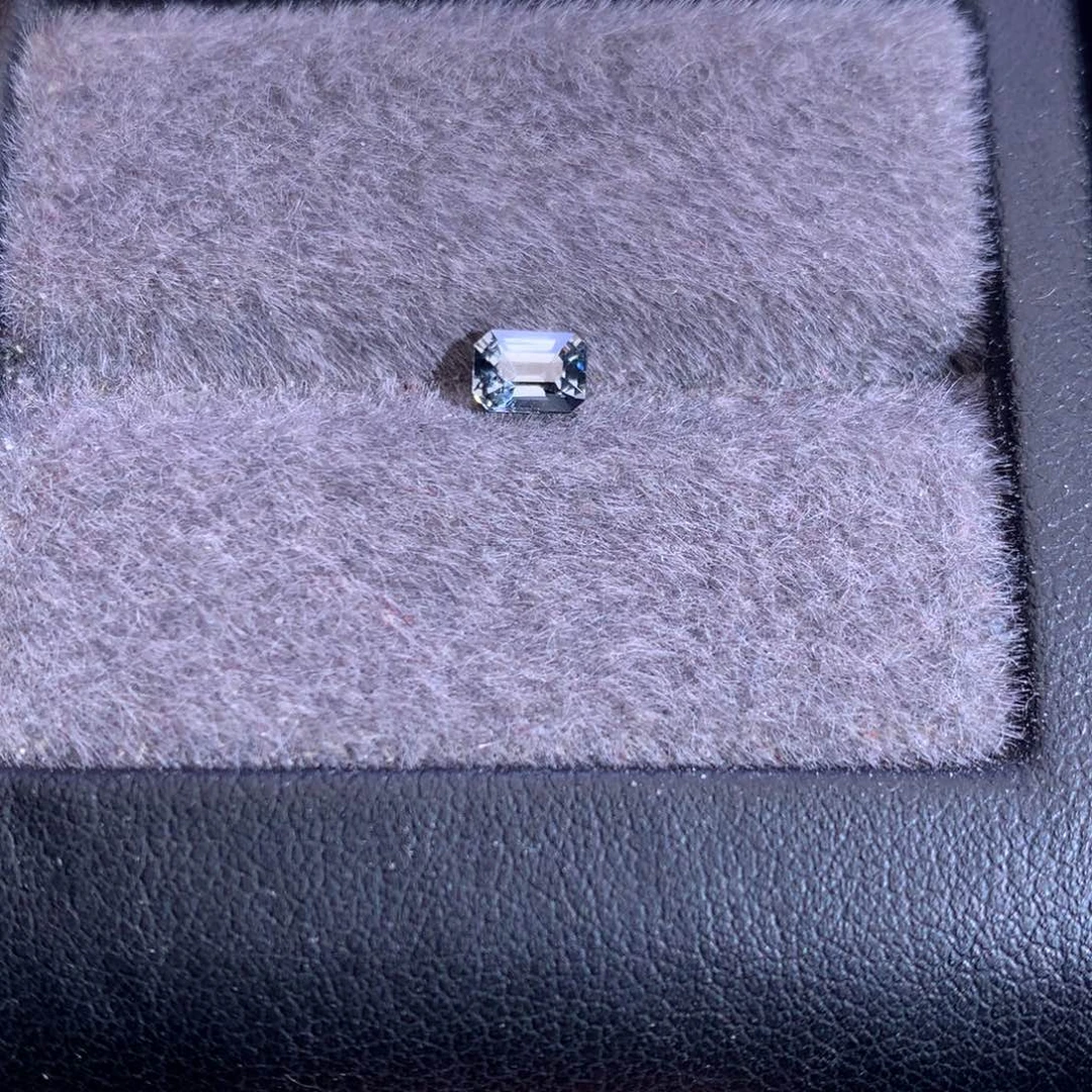 裸石未镶嵌尖晶石0.49ct
