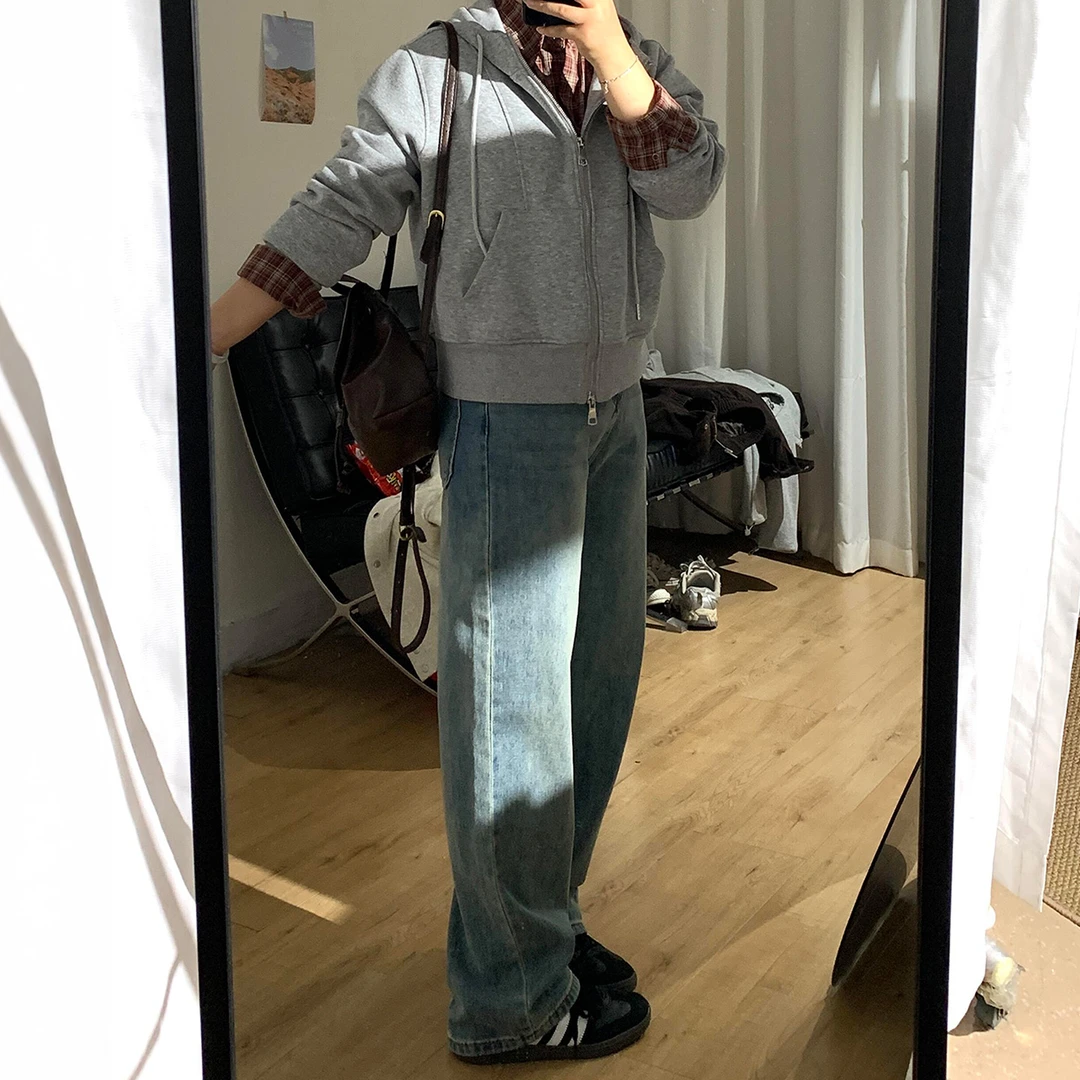 浅蓝色复古直筒牛仔裤女秋季新款胖妹妹mm梨形身材高腰显瘦阔腿裤