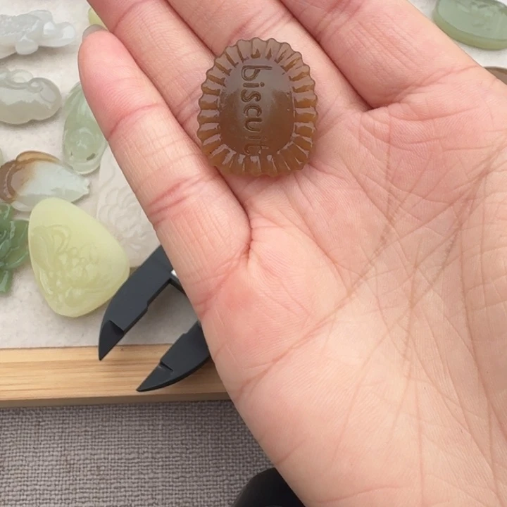 *****和田玉未镶嵌颈饰