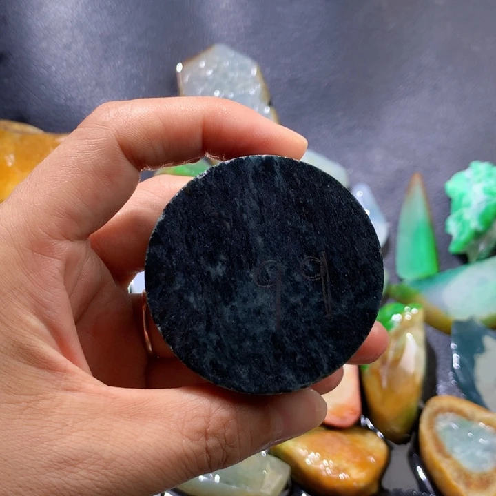 翡翠未镶嵌颈饰缅甸天然翡翠片料牌子珠子平安扣