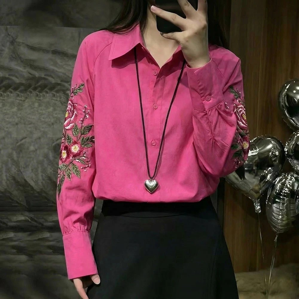 玫红色刺绣衬衫女秋冬2025新款洋气减龄宽松显瘦高级感打底衫上衣