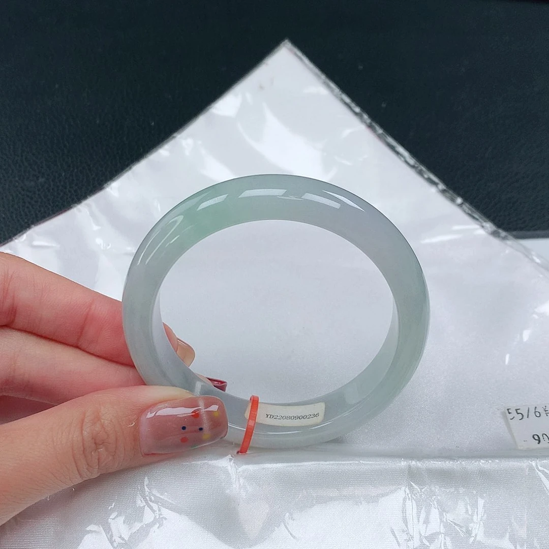 未镶嵌手镯翡翠236