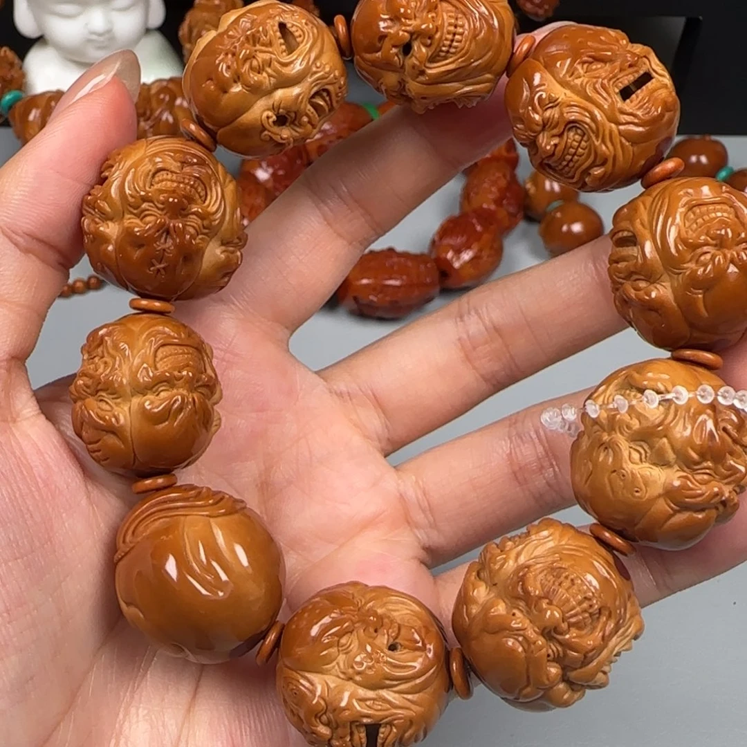 吊坠橄榄核四面恶僧