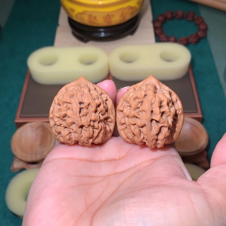 核桃文玩核桃把件太行龙纹