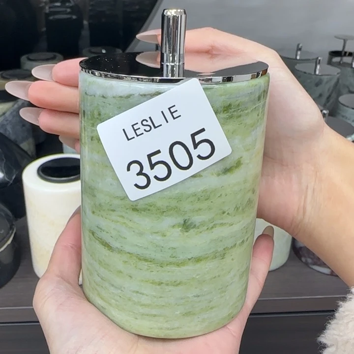 X3505.              罐