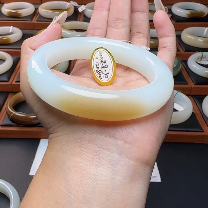 未镶嵌手镯和田玉羊脂白金糖60.5