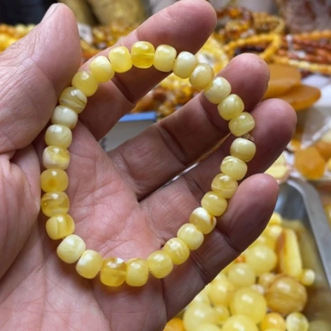 手串植物珀未镶嵌手串