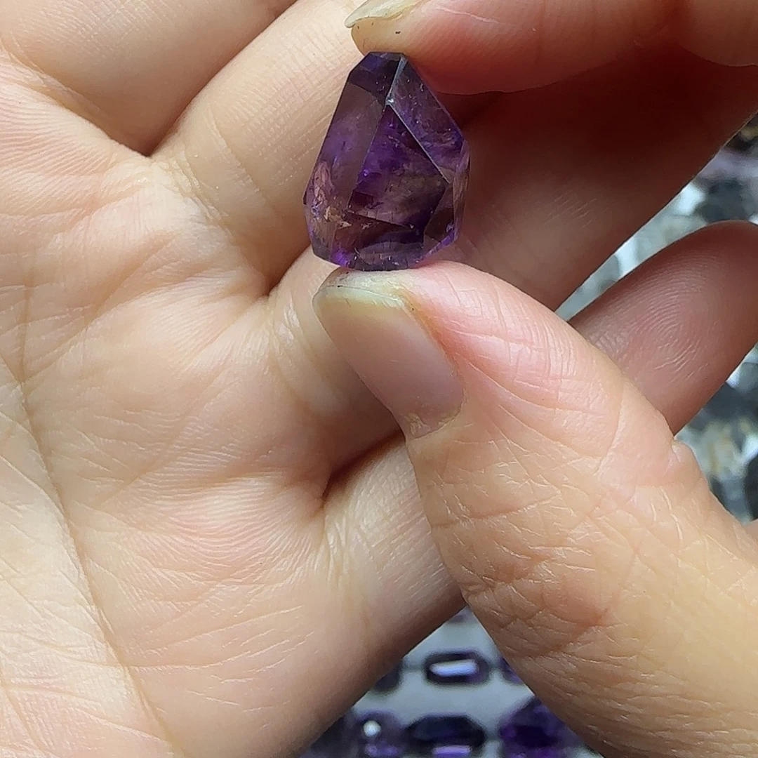 未镶嵌珠宝半成品水晶