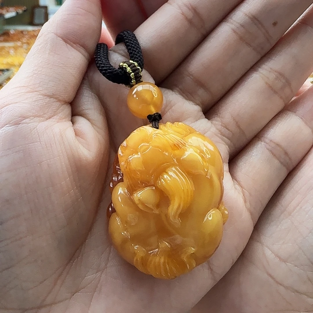 琥珀颈饰未镶嵌吊坠