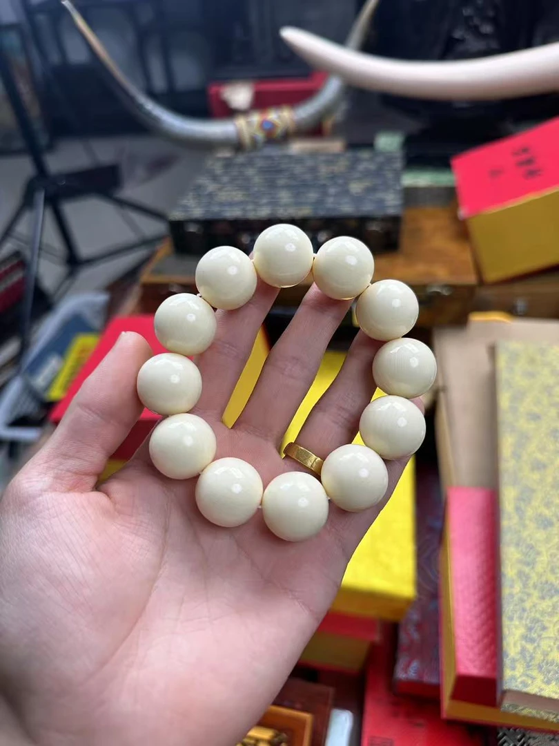 【闪购商品】猛犸白手串