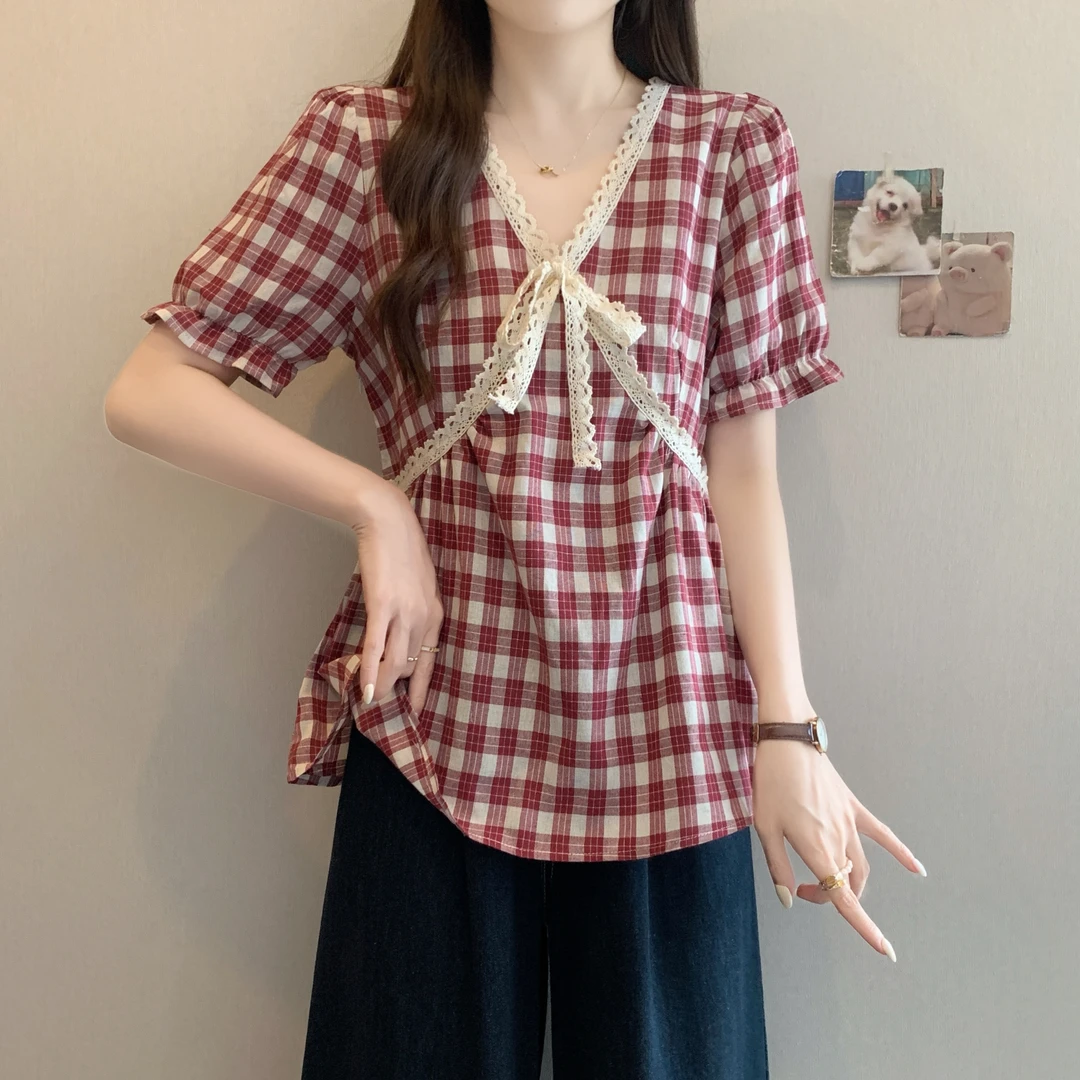 大码胖mm法式气质V领格子衬衫蕾丝花边衬衣女夏季遮肚子显瘦上衣