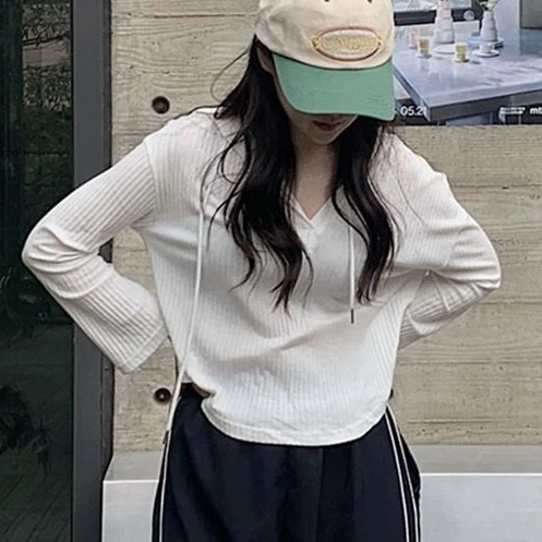 【美琪优选】开襟v领竖条 连帽短款套头衫 薄卫衣