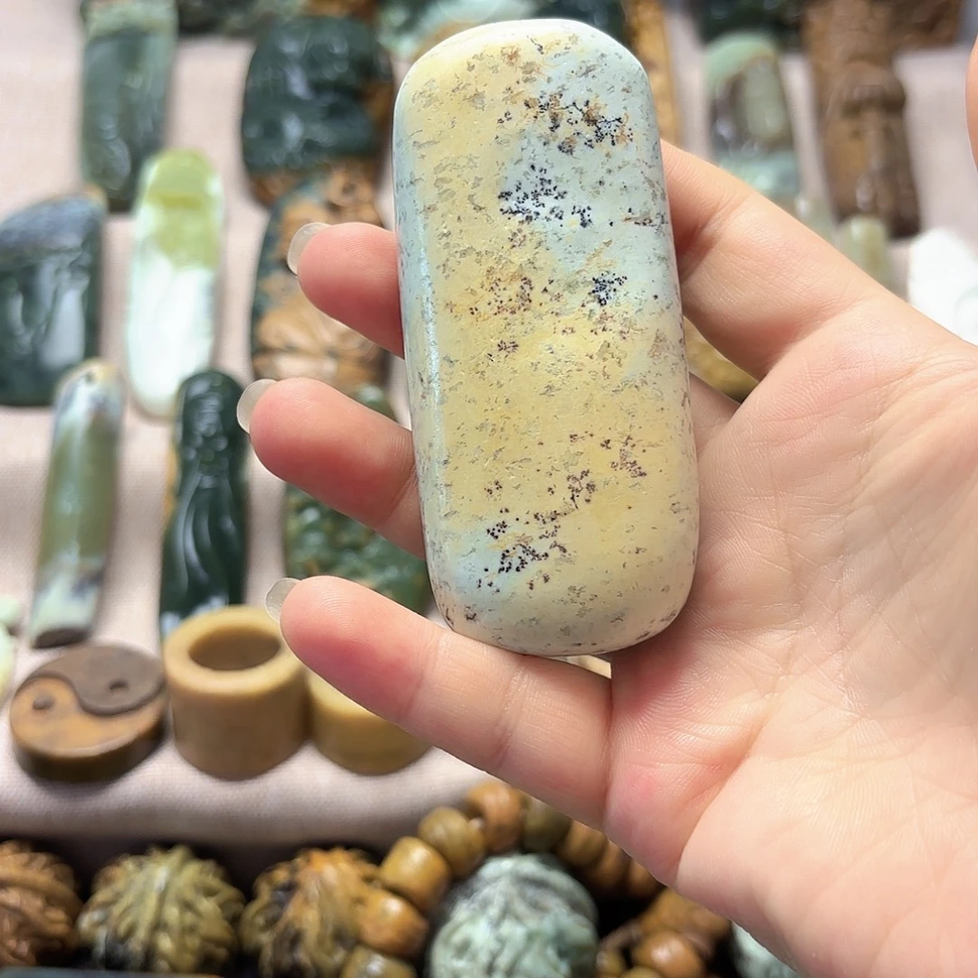 岫岩河磨玉（透闪石质玉）未镶嵌挂件