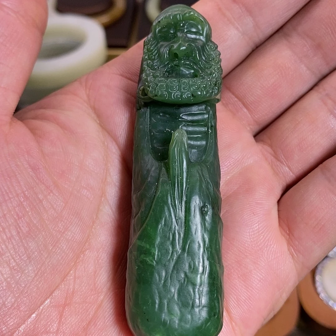 【闪购商品】吊坠(不含链)未镶嵌和田玉（碧玉）