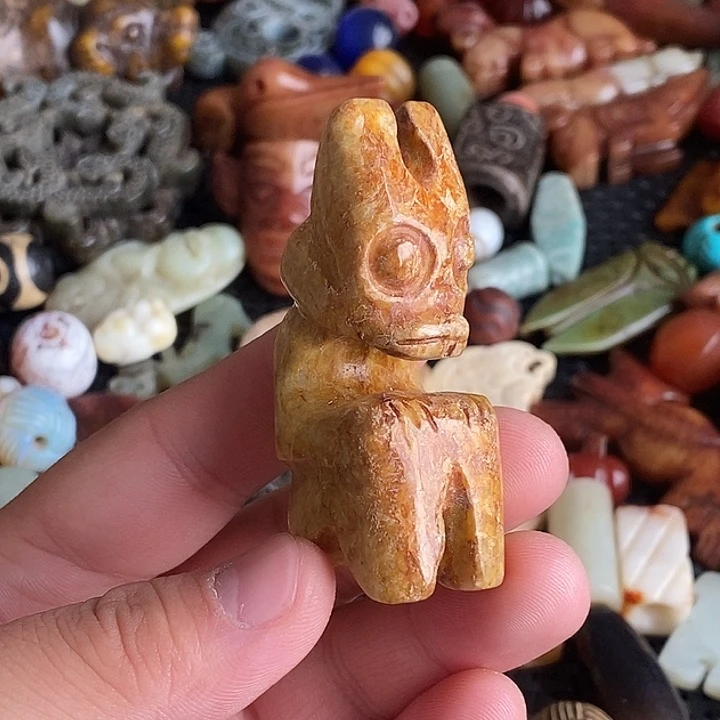 和田玉未镶嵌颈饰43