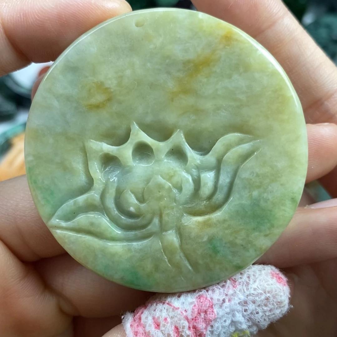 翡翠颈饰未镶嵌吊坠