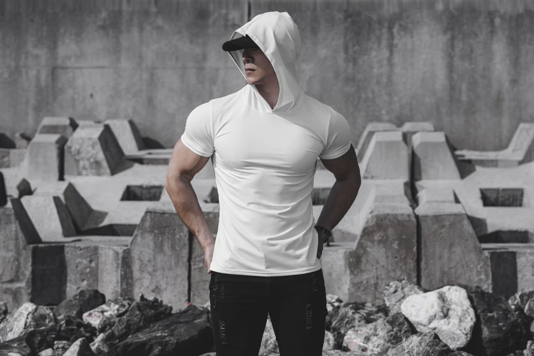 纯色型男短袖t恤夏新款健身休闲运动跑步锻炼速干弹力连帽修身短T