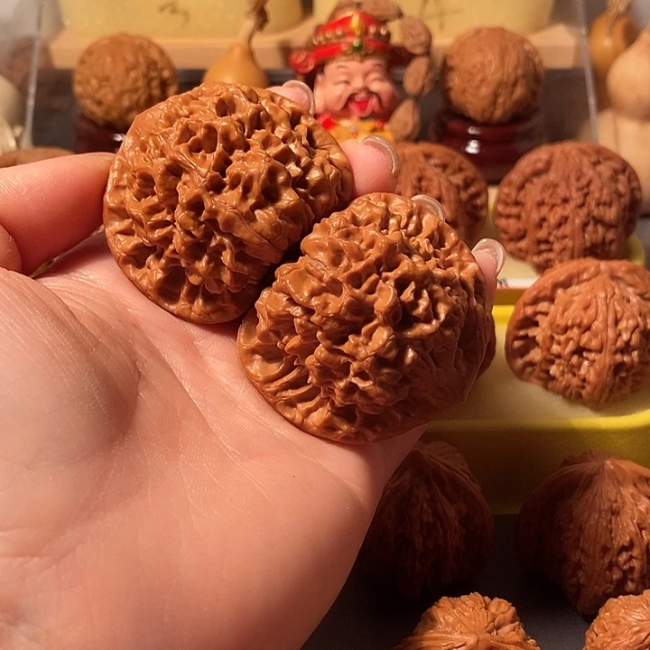 文玩核桃吊坠48官帽