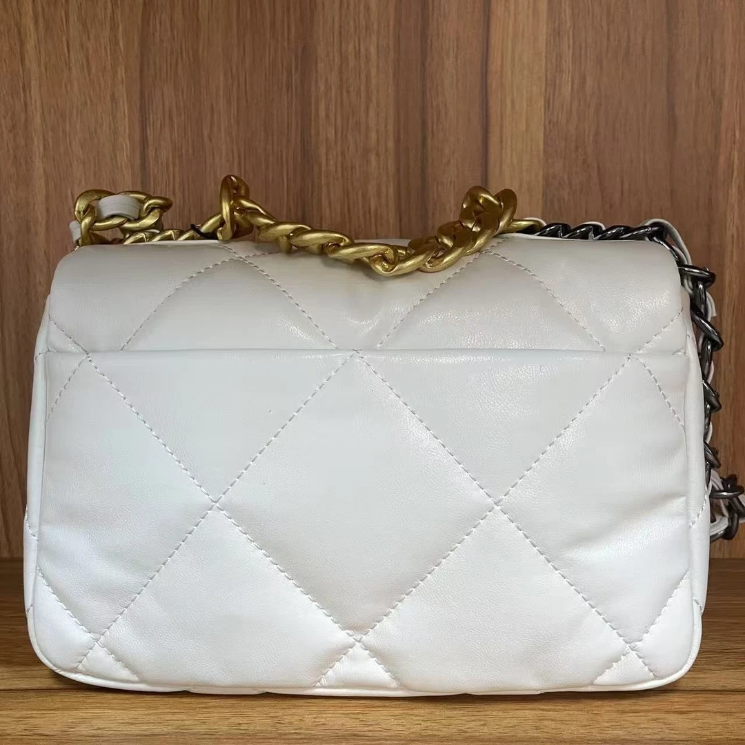 时尚潮流真皮新款女包头斜挎包26CM 10106-1 白色