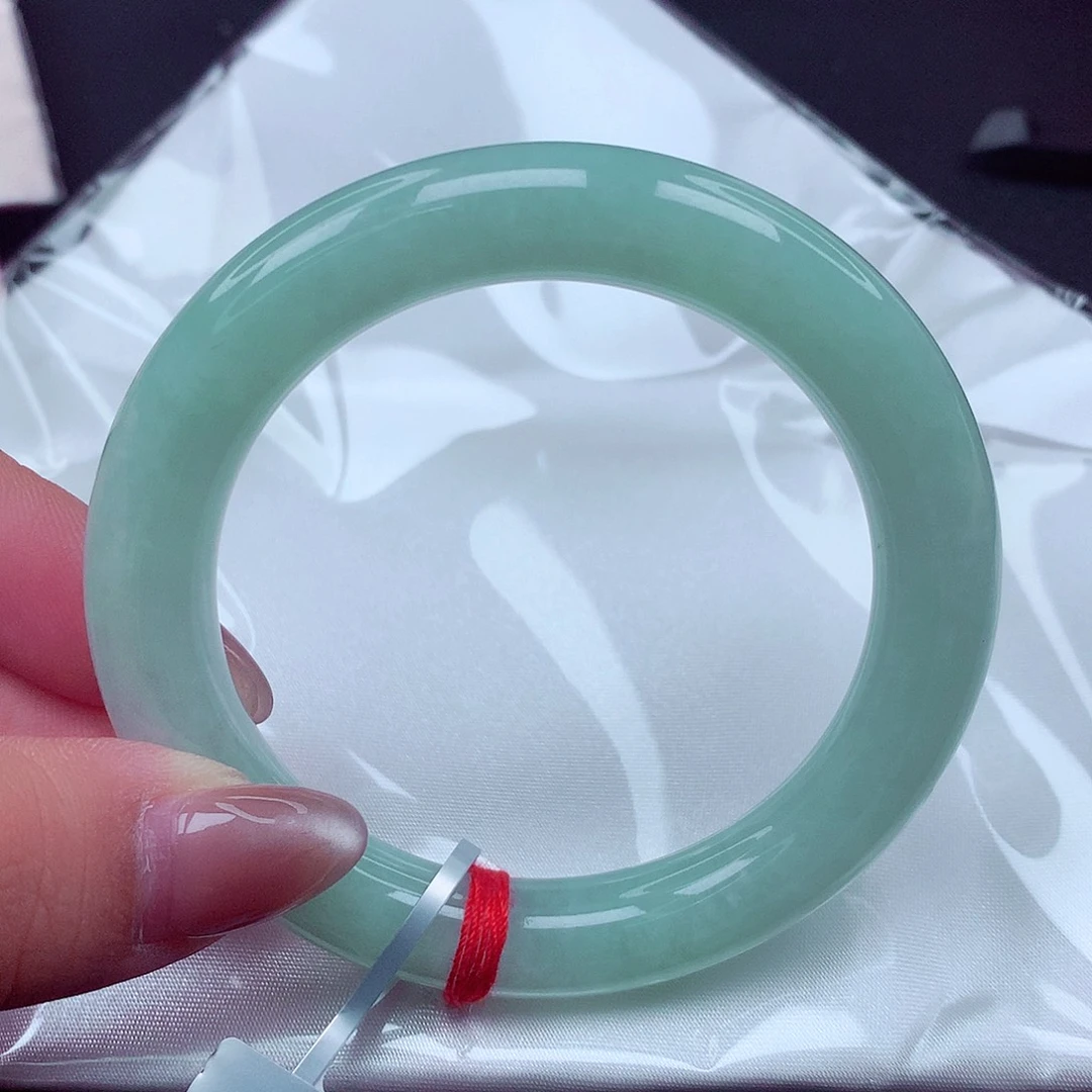 翡翠未镶嵌手镯天然缅甸翡翠A货