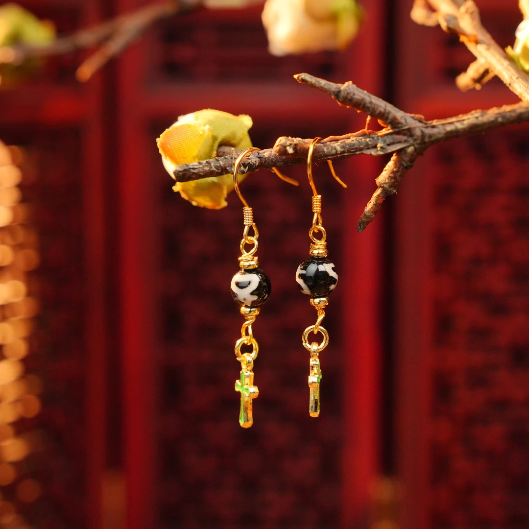 黑白财财耳环LXR010359