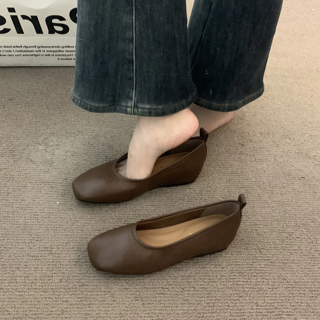 超好吖~复古内增高女鞋子外穿2025春季软皮通勤配裙坡跟奶奶鞋