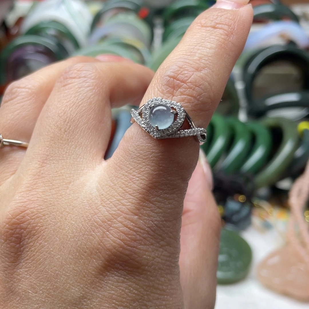 翡翠未镶嵌戒指888888888889998