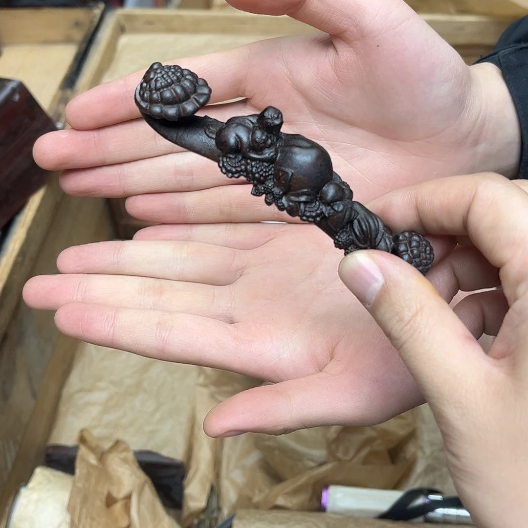 大叶紫檀（黑酸枝木类）