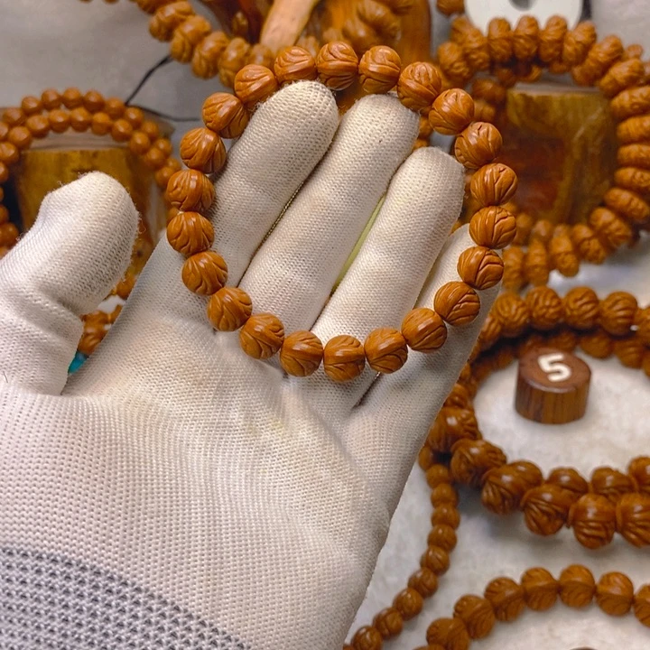 桃核吊坠M**S精品玉龙脊单圈