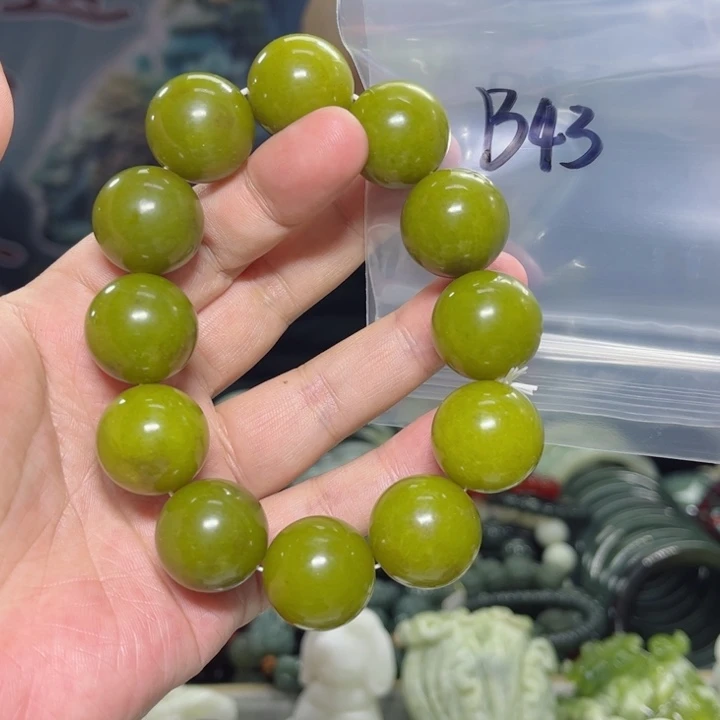 蛇纹石玉手串未镶嵌手****柔