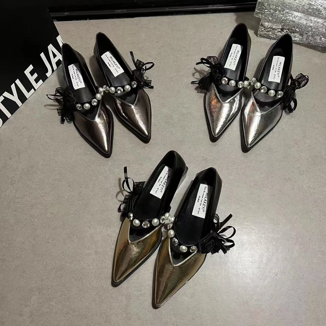 2025年春夏季新款珍珠水钻玫瑰时尚百搭简约网红气质舒适爆款跟鞋