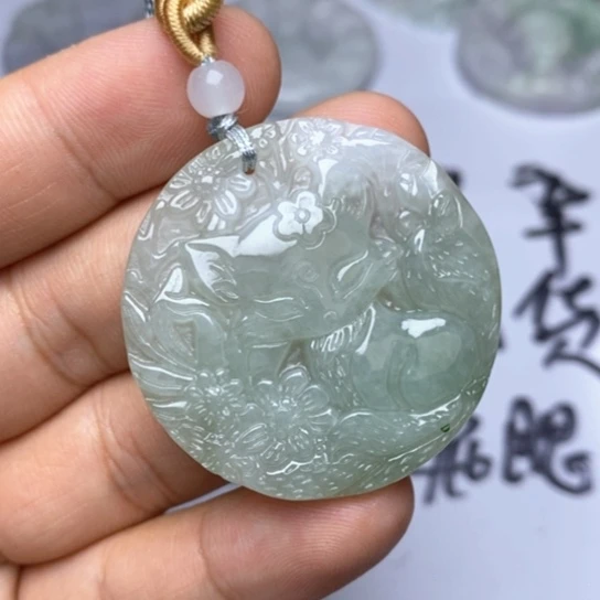 颈饰未镶嵌翡翠翡翠