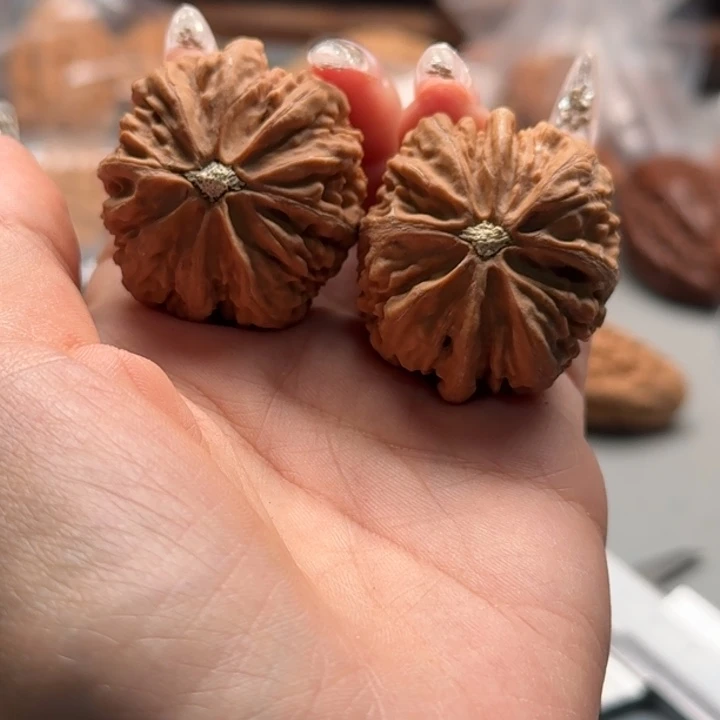 文玩核桃把件关东木子楸百核77