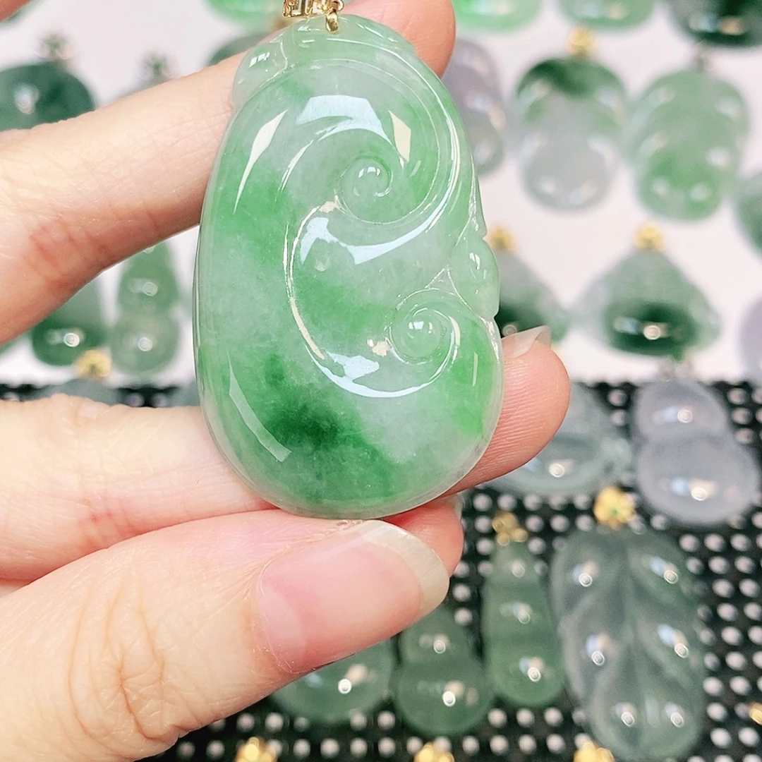 吊坠(不含链)18K金镶嵌翡翠