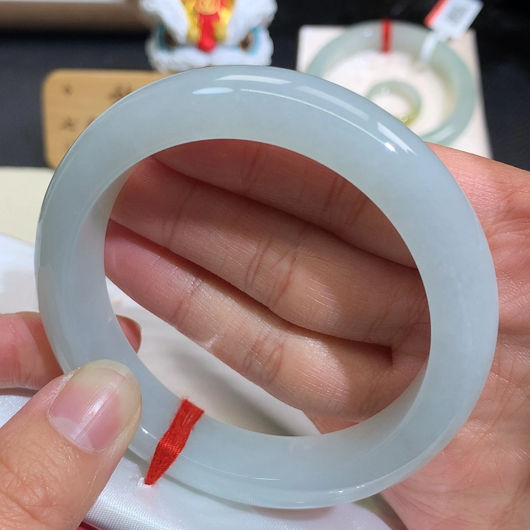 翡翠未镶嵌手镯1253