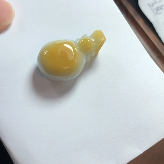 翡翠未镶嵌颈饰天然A货，每天下午1点半开播