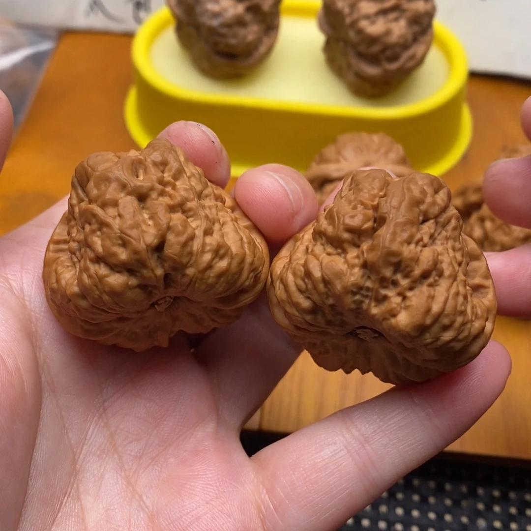 一***一把件文玩核桃三角边38左右