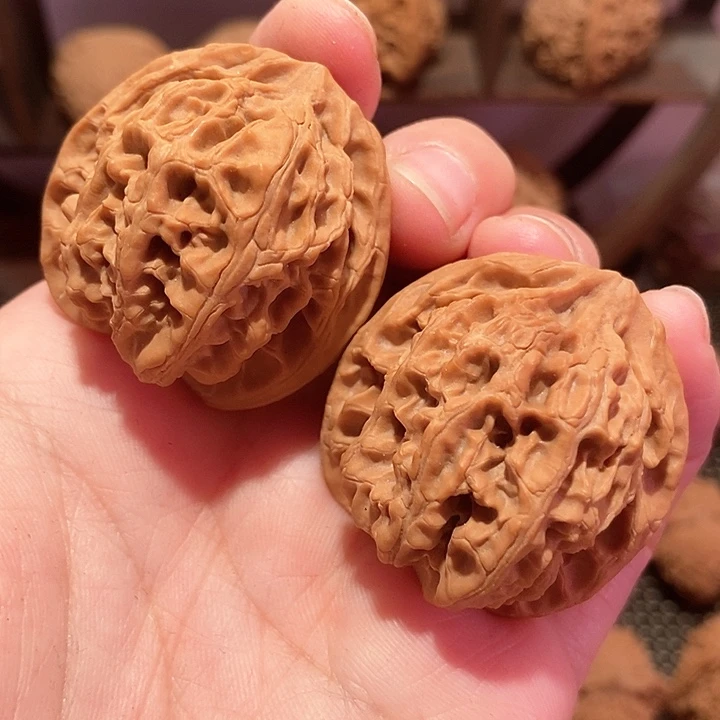 文玩核桃吊坠37尺全品苹果园