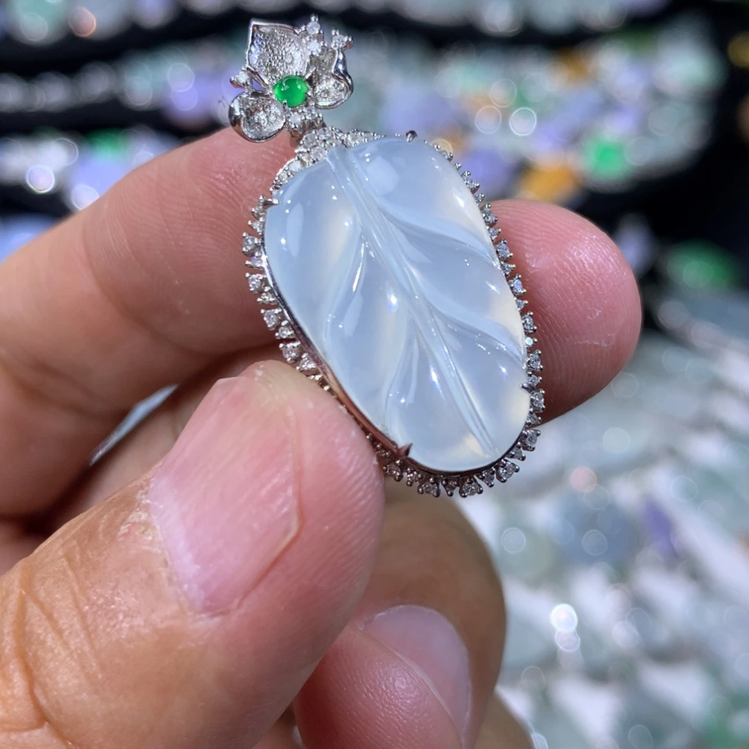 翡翠18K金镶嵌吊坠(不含链)