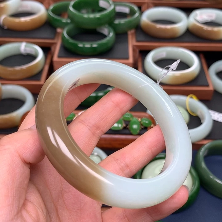 和田玉（糖玉）手镯未镶嵌62