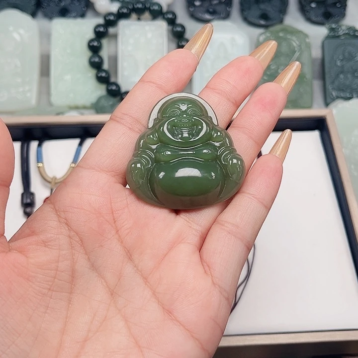 添***厂颈饰未镶嵌和田玉