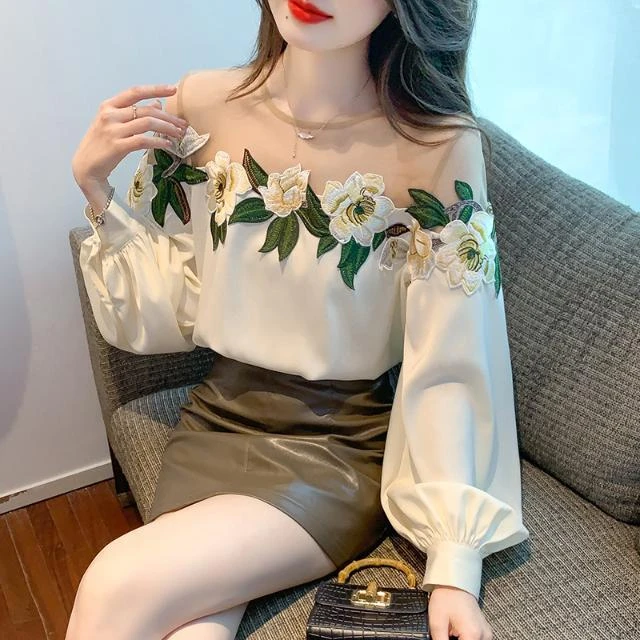 网纱拼接白玫瑰刺绣露肩衬衫女2025春秋独特别致高级感宽松上衣潮