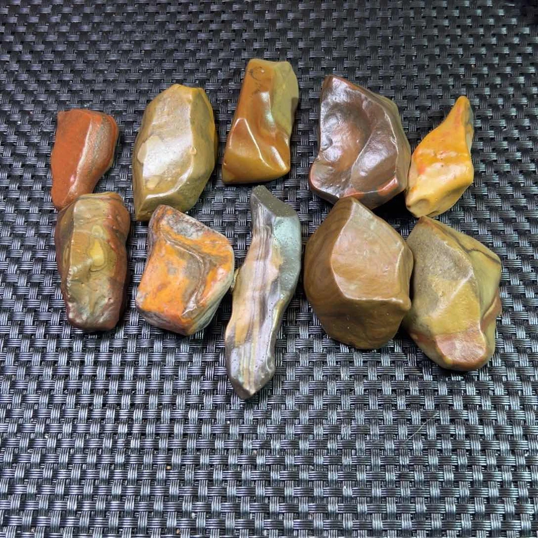 景*静辉品石哈密彩泥