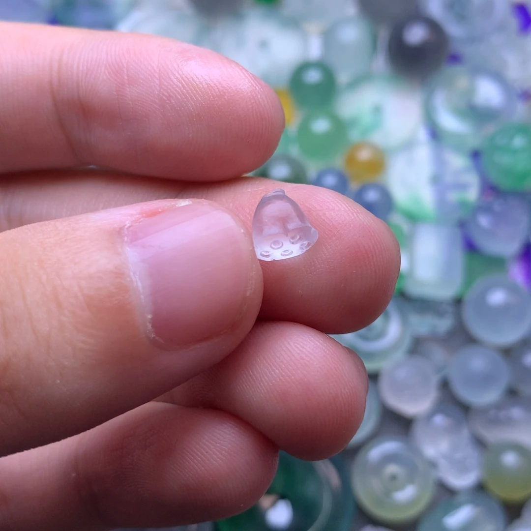 定制翡翠未镶嵌挂件