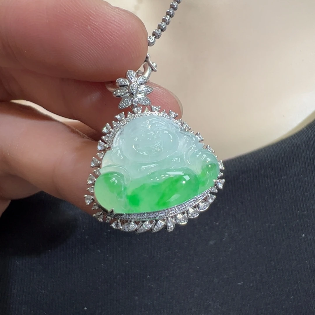 翡翠吊坠(不含链)18K金镶嵌