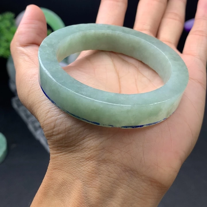 未镶嵌天然翡翠定制翡翠