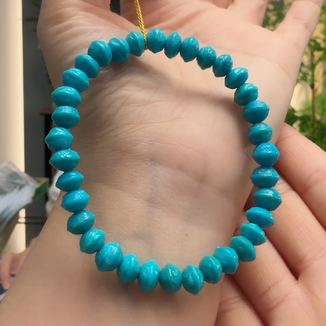 绿松石未镶嵌颈饰