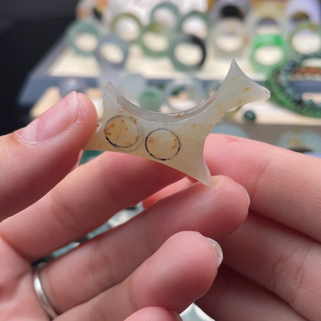 未镶嵌定制翡翠可以做吊坠