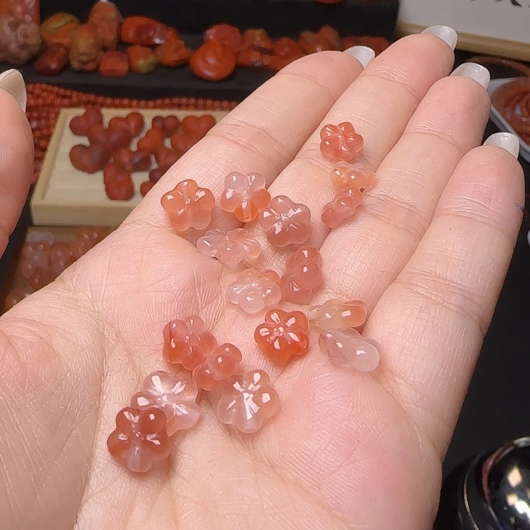 南红玛瑙未镶嵌颈饰