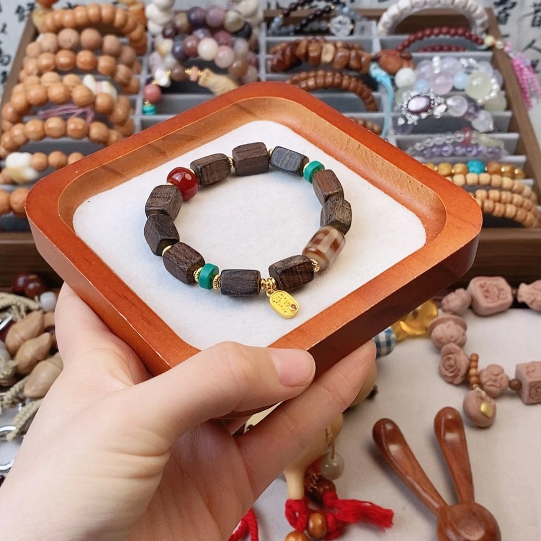 吊坠菩提根/象牙果香香手串